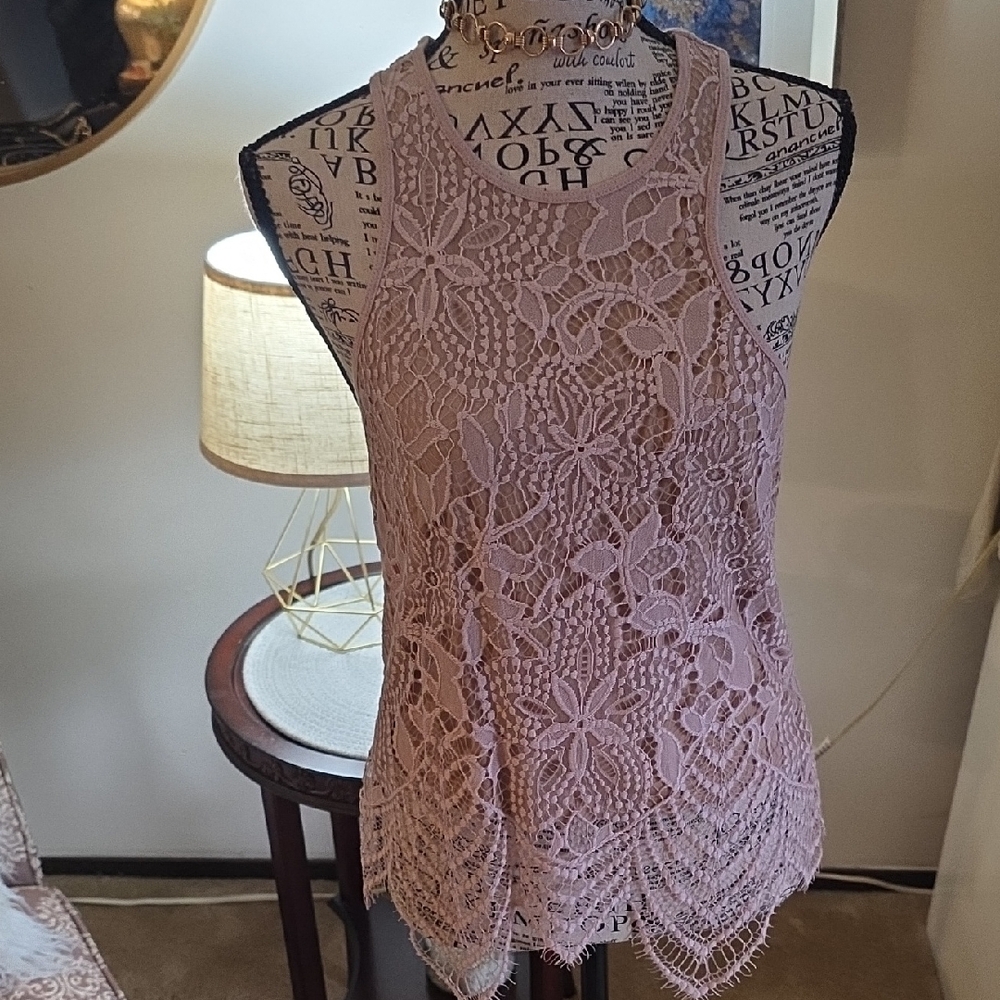 Express Lace Tank Top - Light Pink